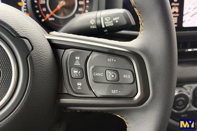 Used 2024 Jeep Gladiator Sport AWD/4WD image 30