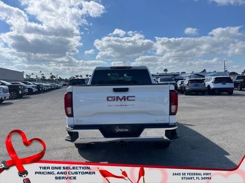 New 2026 GMC Sierra 1500 SLE image 6