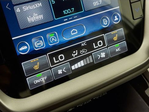 Certified 2025 Subaru Outback Premium AWD/4WD image 21