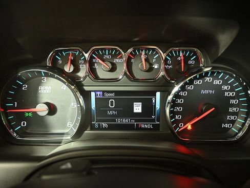 Used 2019 Chevrolet Tahoe LT w/ LT Signature Package image 26