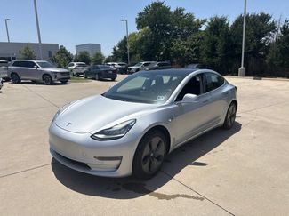 Used 2018 Tesla Model 3 Long Range RWD video 1