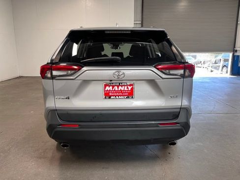 Used 2024 Toyota RAV4 XLE FWD image 4