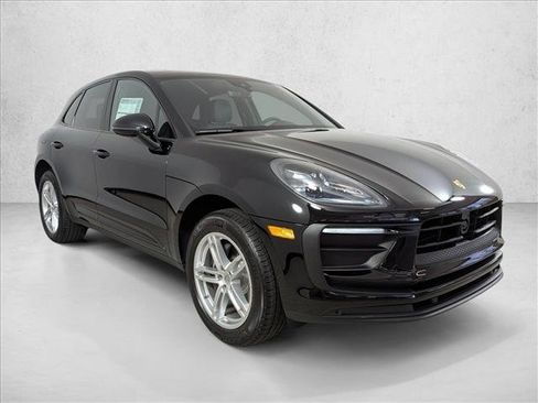 New 2026 Porsche Macan image 7
