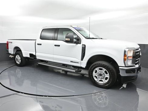 Certified 2026 Ford F350 XLT w/ FX4 Off-Road Package AWD/4WD image 2