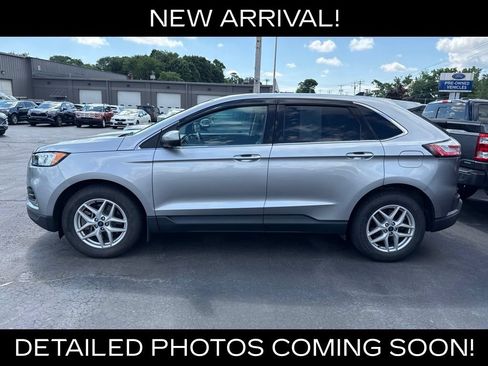 Used 2021 Ford Edge SEL w/ Convenience Package AWD/4WD image 3
