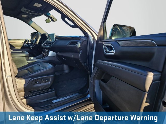 Used 2021 Chevrolet Tahoe LT w/ LT Signature Package AWD/4WD image 13