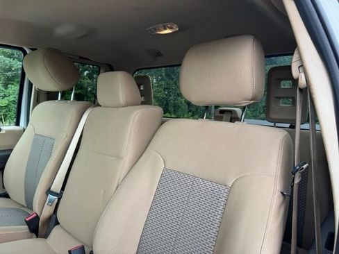 Used 2016 Ford F250 XLT w/ XLT Value Package AWD/4WD image 24