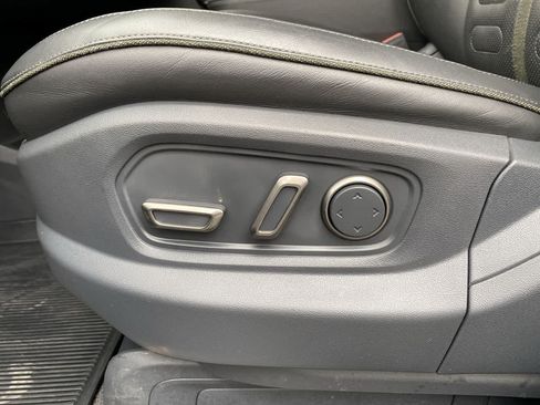 Used 2022 Rivian R1T Adventure AWD/4WD image 14