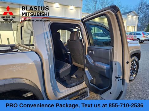 Used 2023 Nissan Frontier PRO-4X w/ Pro Convenience Package image 16