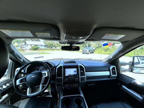 Used 2021 Ford F350 Lariat w/ Chrome Package AWD/4WD image 13