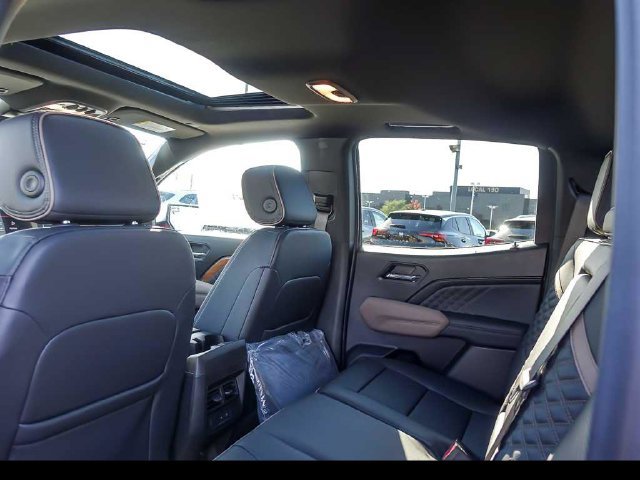 New 2026 GMC Canyon Denali AWD/4WD image 16