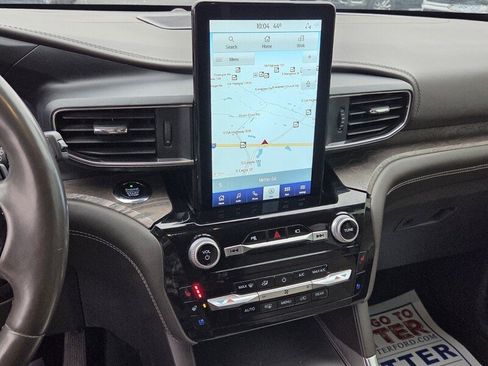 Used 2021 Ford Explorer Platinum w/ Equipment Group 601A image 21