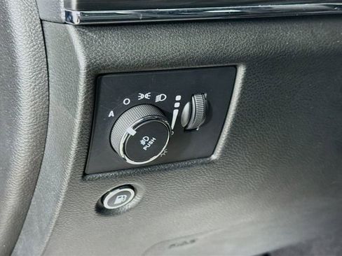 Used 2021 Jeep Grand Cherokee Limited w/ Quick Order Package 28K 80th image 10