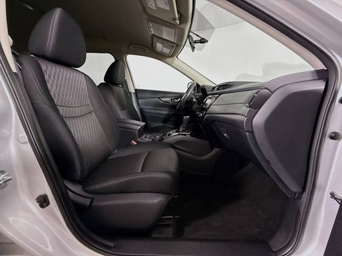 Used 2018 Nissan Rogue SV w/ Premium Package AWD/4WD image 25