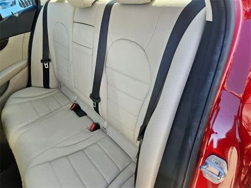 Used 2018 Mercedes-Benz C 300 4MATIC Sedan image 18