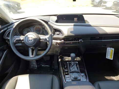 New 2025 MAZDA CX-30 AWD 2.5 S w/ Preferred Package image 16