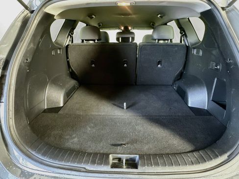 Used 2023 Hyundai Santa Fe SE FWD image 28