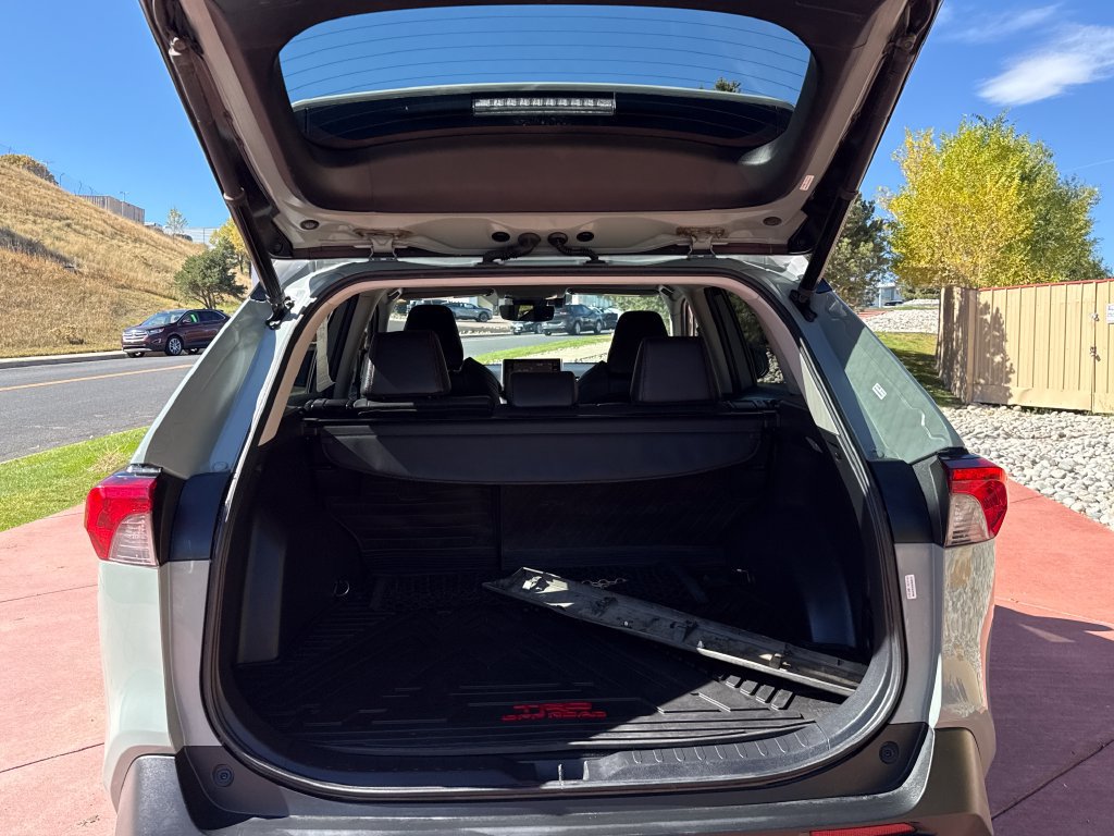 Used 2021 Toyota RAV4 TRD Off-Road w/ TRD Off-Road Weather Package AWD/4WD image 7