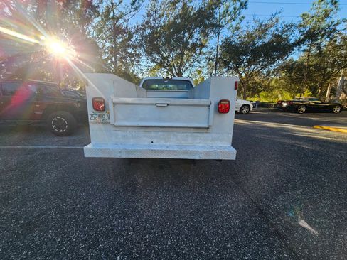 Used 2005 Ford F250 XL image 6