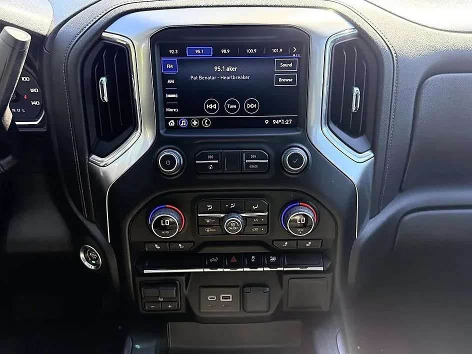 Used 2021 Chevrolet Silverado 1500 RST w/ Redline Edition AWD/4WD image 42