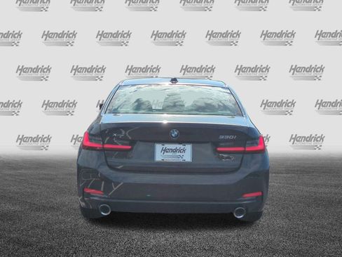 Used 2026 BMW 330i xDrive Sedan w/ Premium Package AWD/4WD image 9