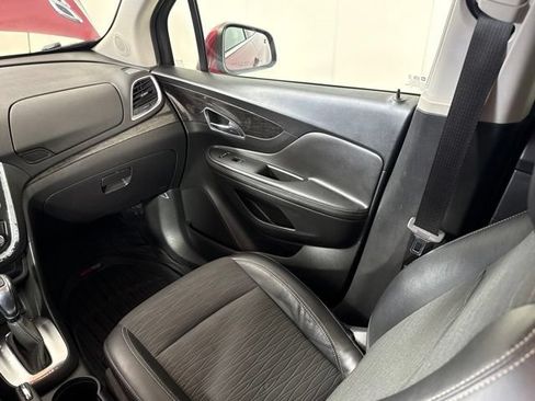 Used 2015 Buick Encore FWD image 27