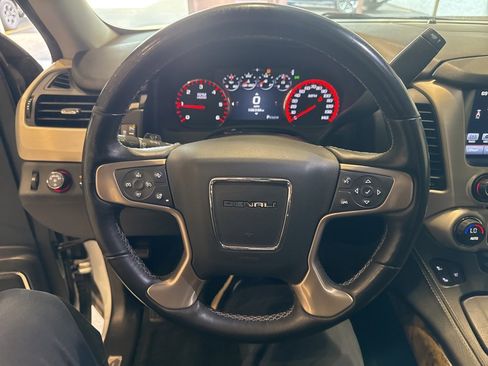 Used 2016 GMC Yukon Denali w/ Open Road Package image 34