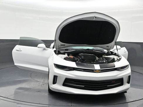 Used 2017 Chevrolet Camaro LT image 35