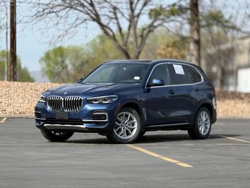 Used 2023 BMW X5 xDrive45e w/ Climate Comfort Package image 1