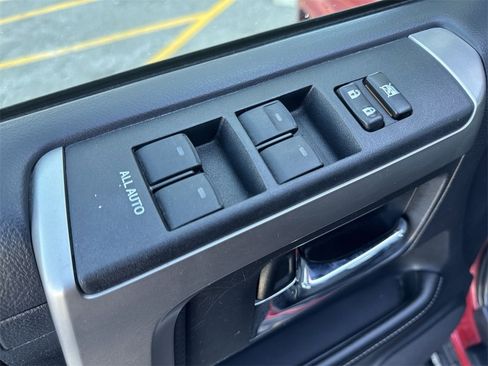 Used 2014 Toyota 4Runner SR5 image 13