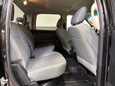 Used 2018 RAM 2500 Tradesman w/ Chrome Appearance Group image 57