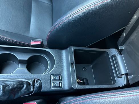 Used 2011 Subaru Impreza WRX Premium image 31
