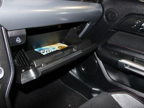 Used 2016 Ford Mustang GT Premium w/ Equipment Group 401A RWD image 18