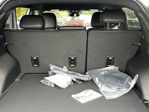 New 2026 Chevrolet Equinox EV LT image 10