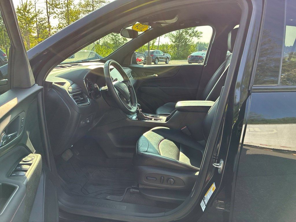 Used 2024 Chevrolet Equinox RS w/ RS Leather Package AWD/4WD image 10
