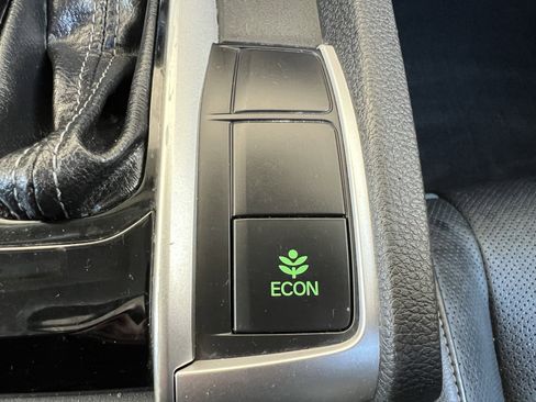 Used 2019 Honda Civic EX-L image 26