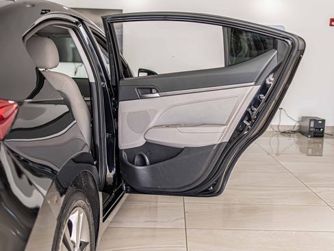 Used 2018 Hyundai Elantra Value Edition w/ Cargo Package image 37