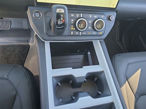 New 2026 Land Rover Defender 110 S image 26