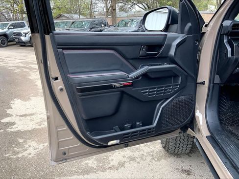 Used 2025 Toyota Tacoma TRD Pro image 21
