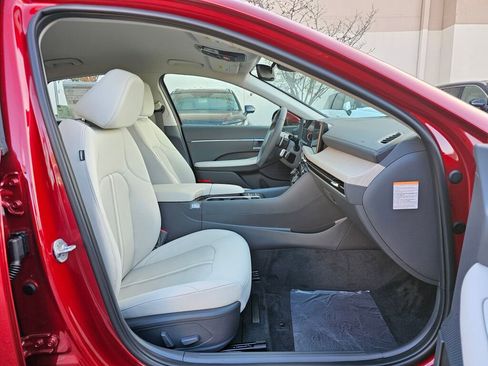 New 2025 Hyundai Sonata SEL image 10