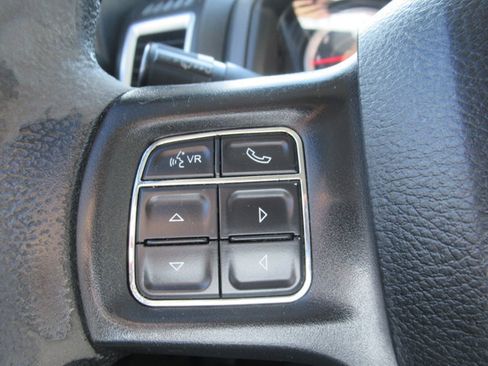 Used 2017 RAM 2500 SLT image 23