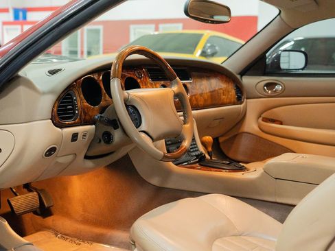 Used 1999 Jaguar XK8 Coupe image 14