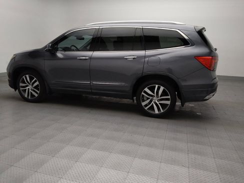 Used 2016 Honda Pilot Touring image 3