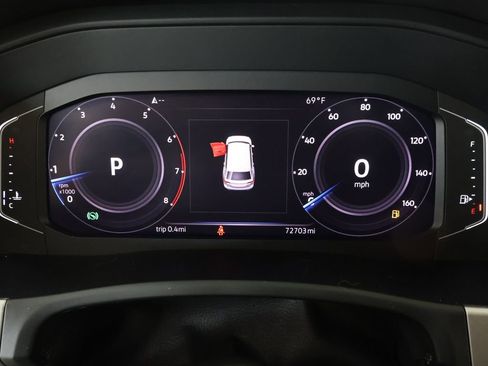 Used 2019 Volkswagen Atlas SEL R-Line image 9