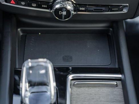 New 2026 Volvo XC60 T8 Plus w/ Protection Package Premier image 23