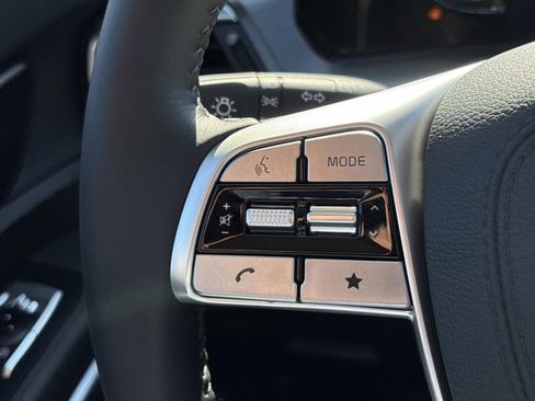 New 2025 Kia Telluride S image 25