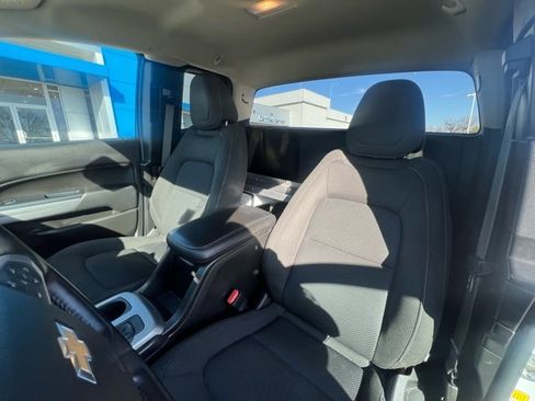 Used 2021 Chevrolet Colorado LT w/ Fleet Safety Package image 12