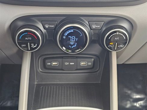 Certified 2022 Hyundai Venue SEL w/ Cargo Package image 30