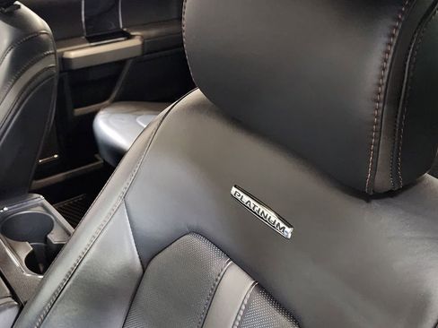 Used 2022 Ford F250 Platinum w/ FX4 Off-Road Package image 34