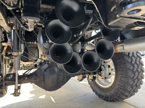 Used 2025 Chevrolet Silverado 2500 High Country w/ Technology Package image 5